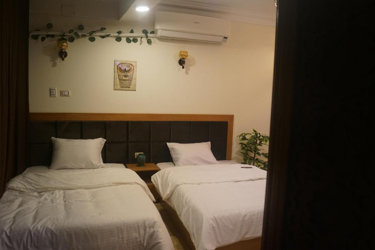 Draz Pyramids View Bed & Breakfast Kafret el-Gabal Esterno foto