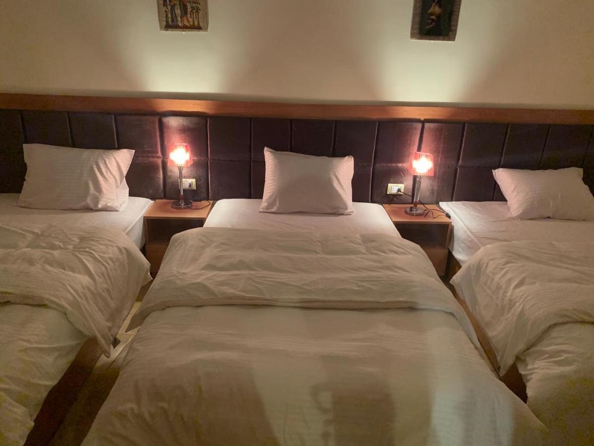 Draz Pyramids View Bed & Breakfast Kafret el-Gabal Esterno foto