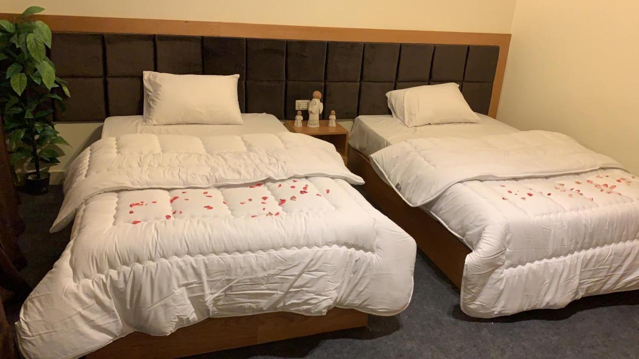 Draz Pyramids View Bed & Breakfast Kafret el-Gabal Esterno foto