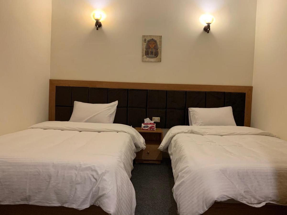 Draz Pyramids View Bed & Breakfast Kafret el-Gabal Esterno foto